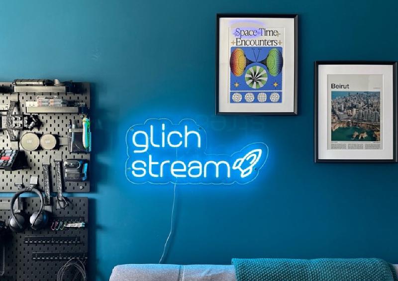 Featured image of post glich.stream